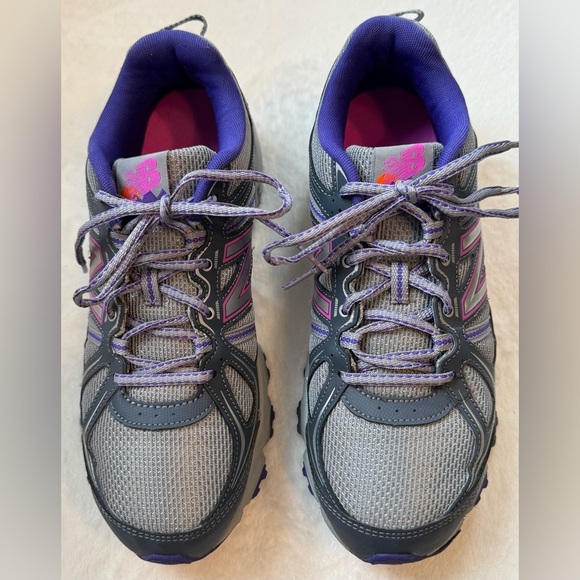 New Balance 412 v2 Women's Trail Running Shoes Size 11 - Picture 3 of 10